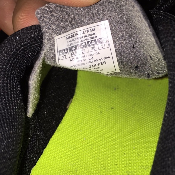 ⚡️•Under Armour Cleats•⚡️WORN ONCE!!!! - Picture 6 of 7